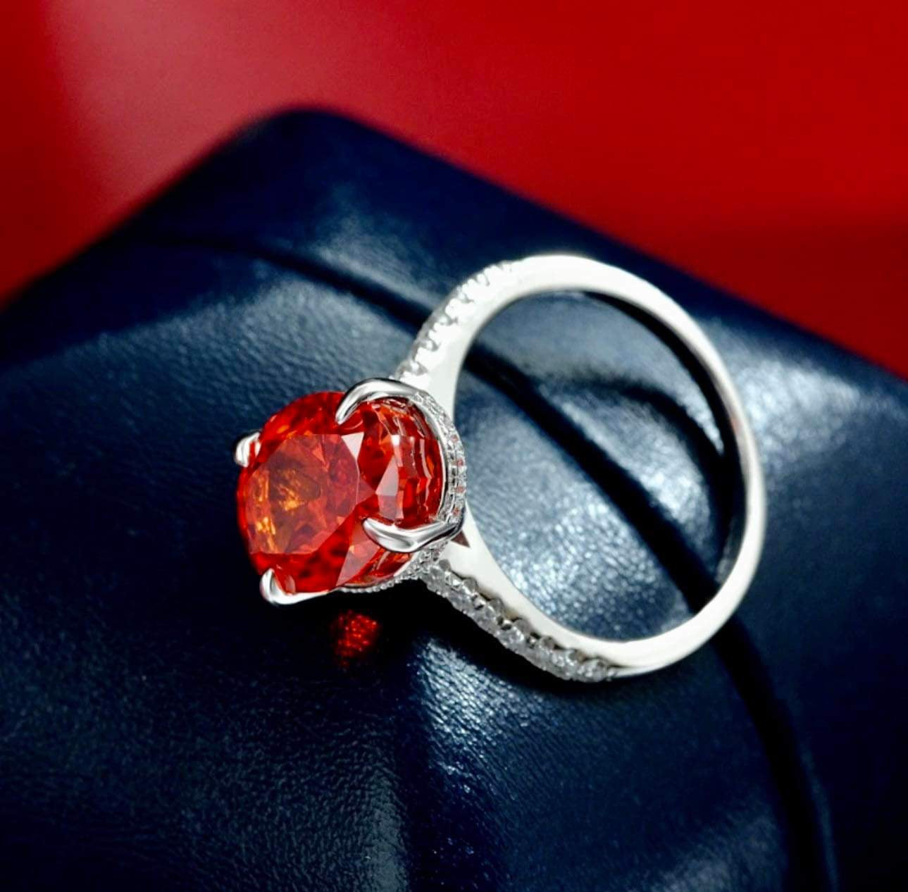Oval Moissanite Lab