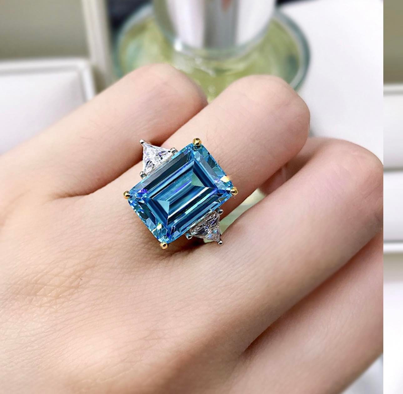 Gorgeous "Jia" Engagement Ring 10ct Moissanite Lab