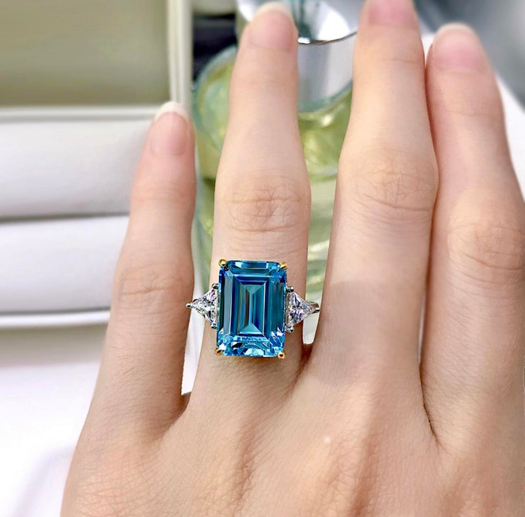 Gorgeous "Jia" Engagement Ring 10ct Moissanite Lab