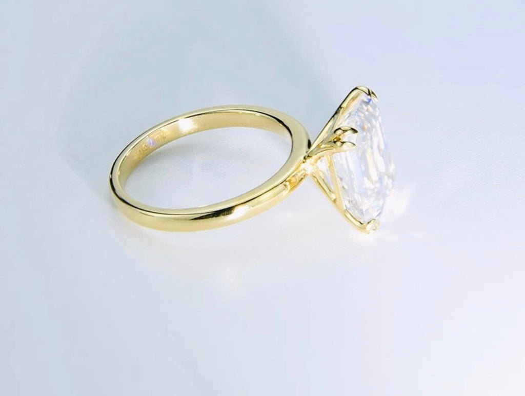 "Zahara" Oval/Emerald Cut Engagement Ring