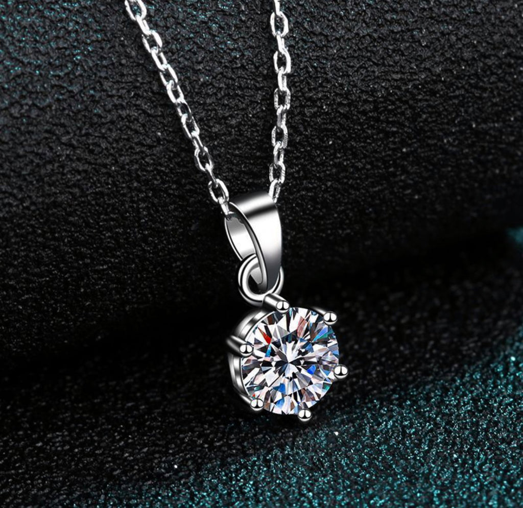 Queen Elizabeth I & II/ Fiona Necklace 1ct moissanite diamond