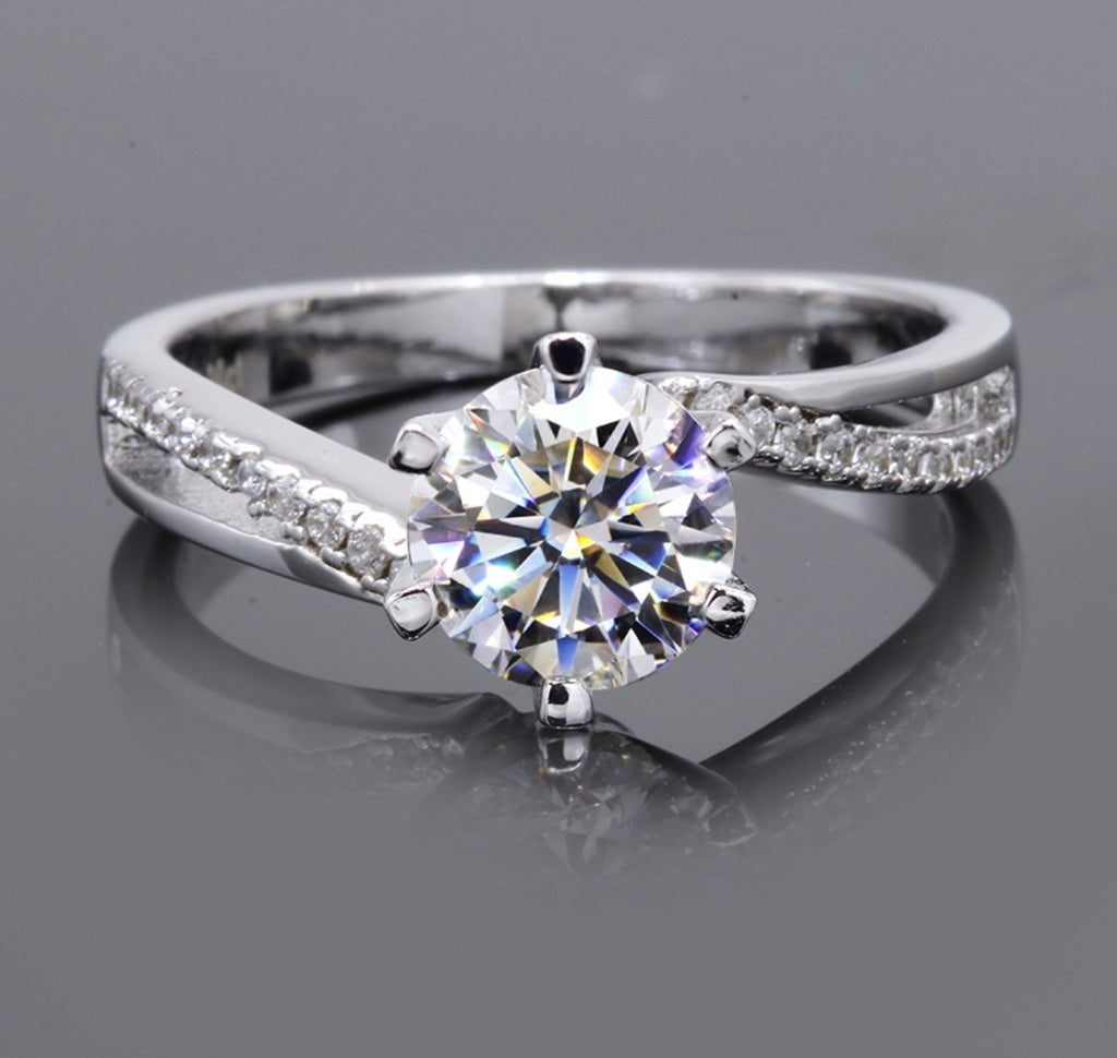 "ZARAH" Moissanite Diamond Engagement Ring