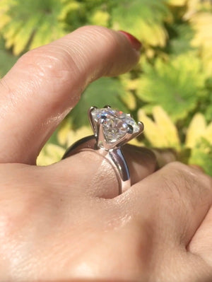 'Fiona' 5ct Moissanite Diamond Ring