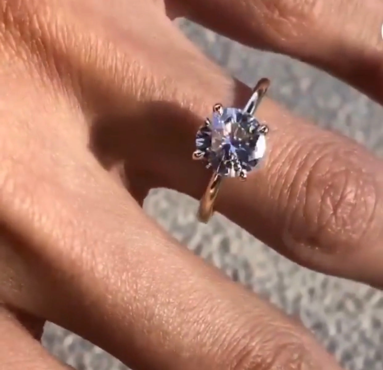 " Fiona " Classic Engagement Ring 4 prong Moissanite Diamond Stone