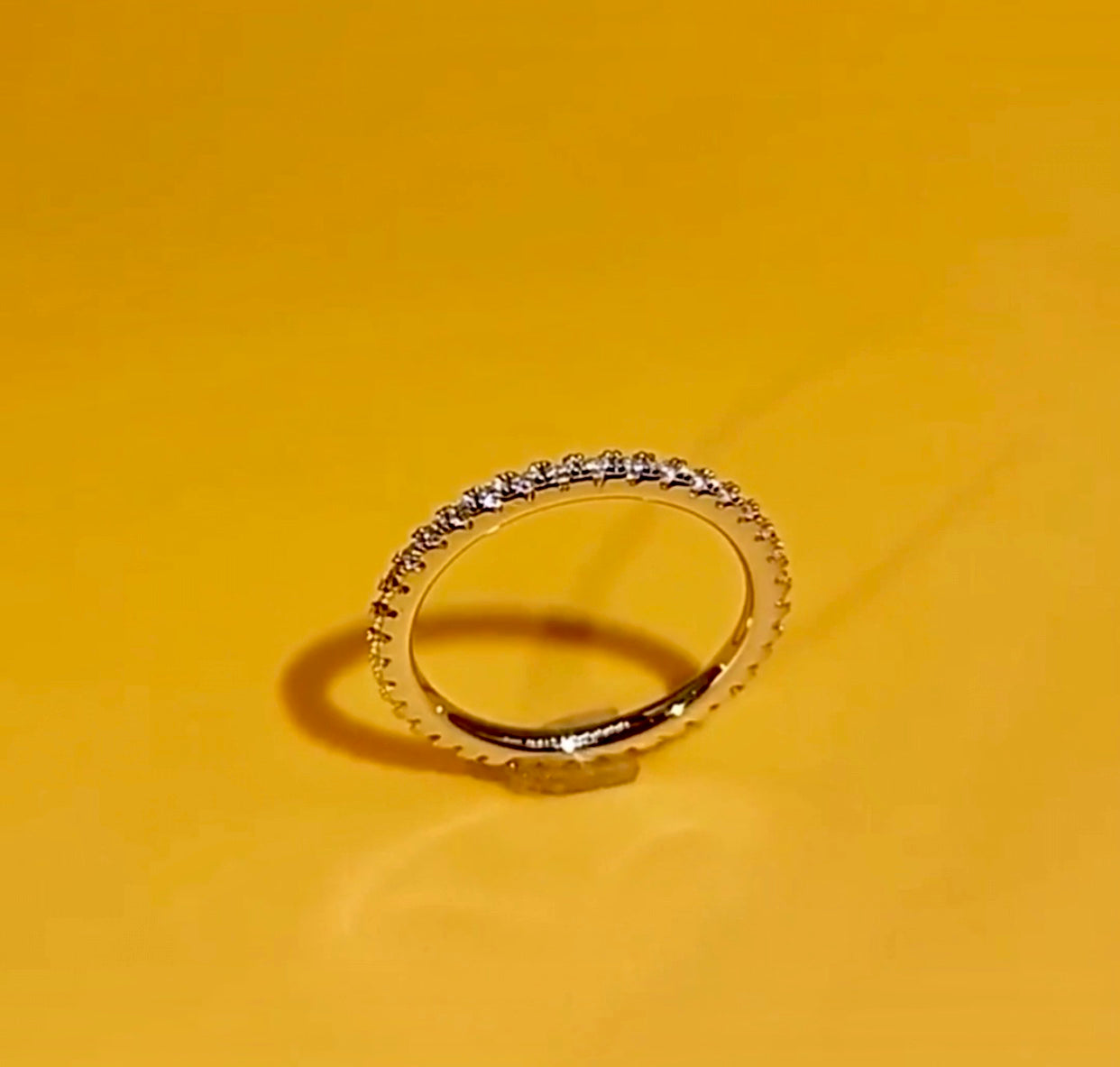 Full Band Ring 1.5mm Moisaanite Diamond