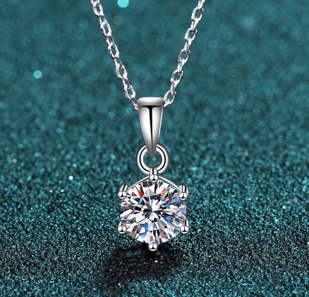 Queen Elizabeth I & II/ Fiona Necklace 1ct moissanite diamond