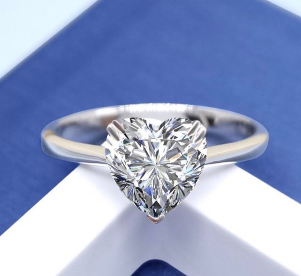 "Amia Heart" Ring & Earrings Set