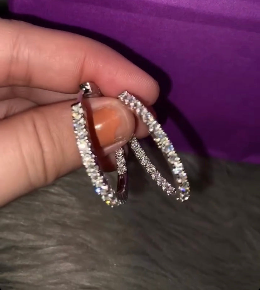 “Kiarah” Loop Earrings