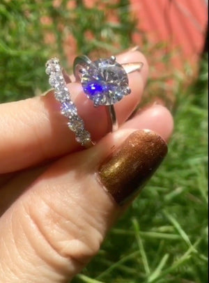 " Fiona " Classic Engagement Ring 4 prong Moissanite Diamond Stone