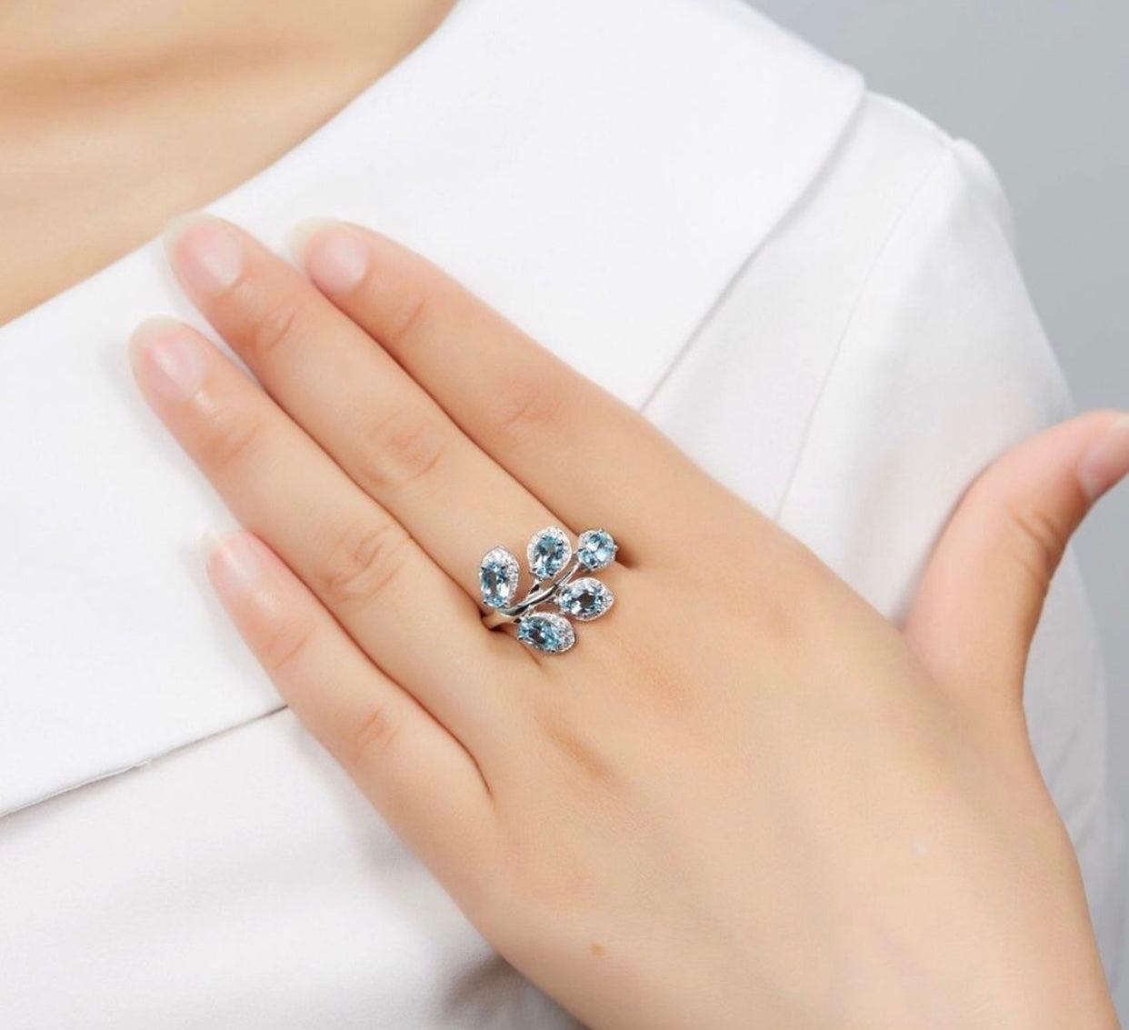 3.39ct Natural Sky Blue Topaz Leaf Ring
