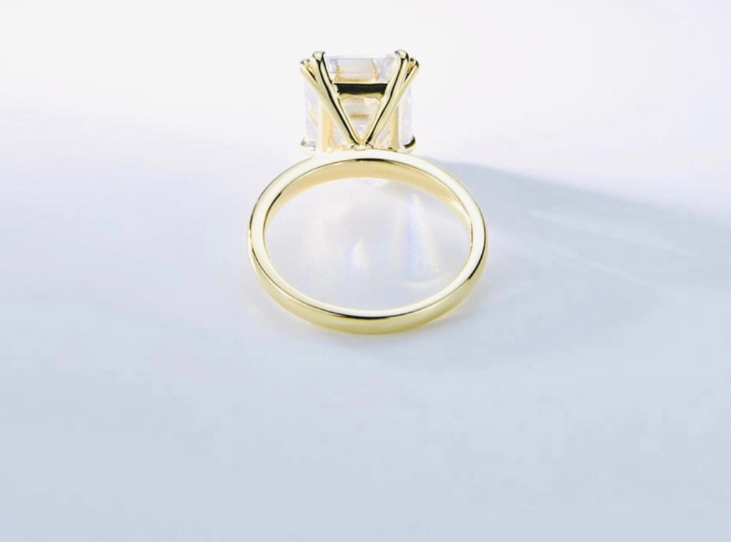 "Zahara" Oval/Emerald Cut Engagement Ring