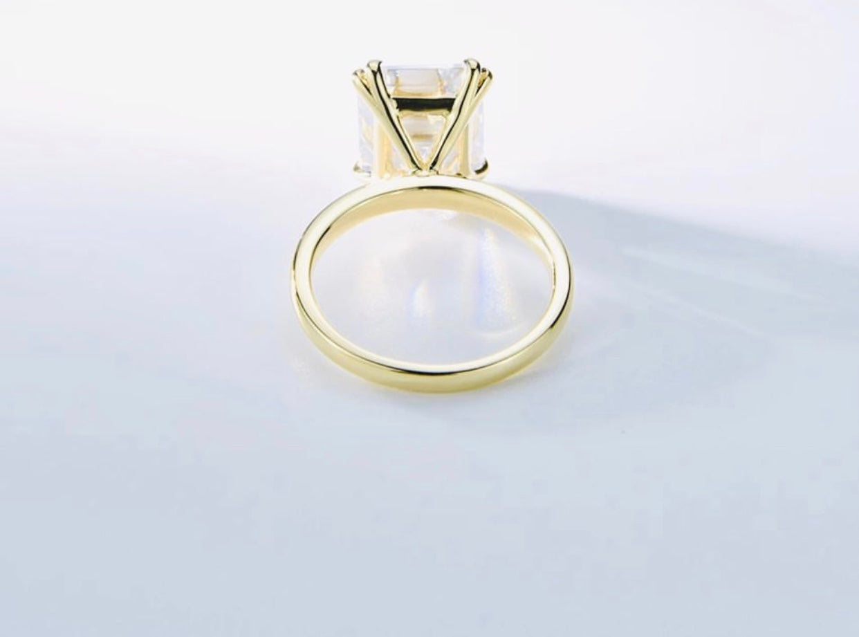 "Zahara" Oval/Emerald Cut Engagement Ring