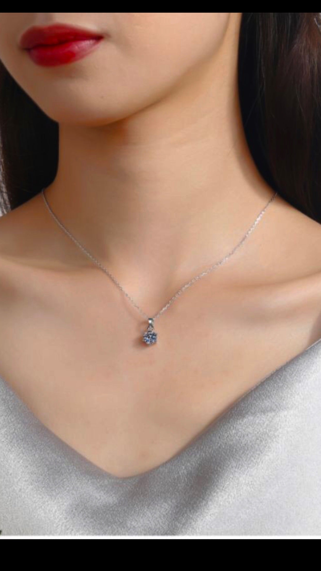 Queen Elizabeth I & II/ Fiona Necklace 1ct moissanite diamond