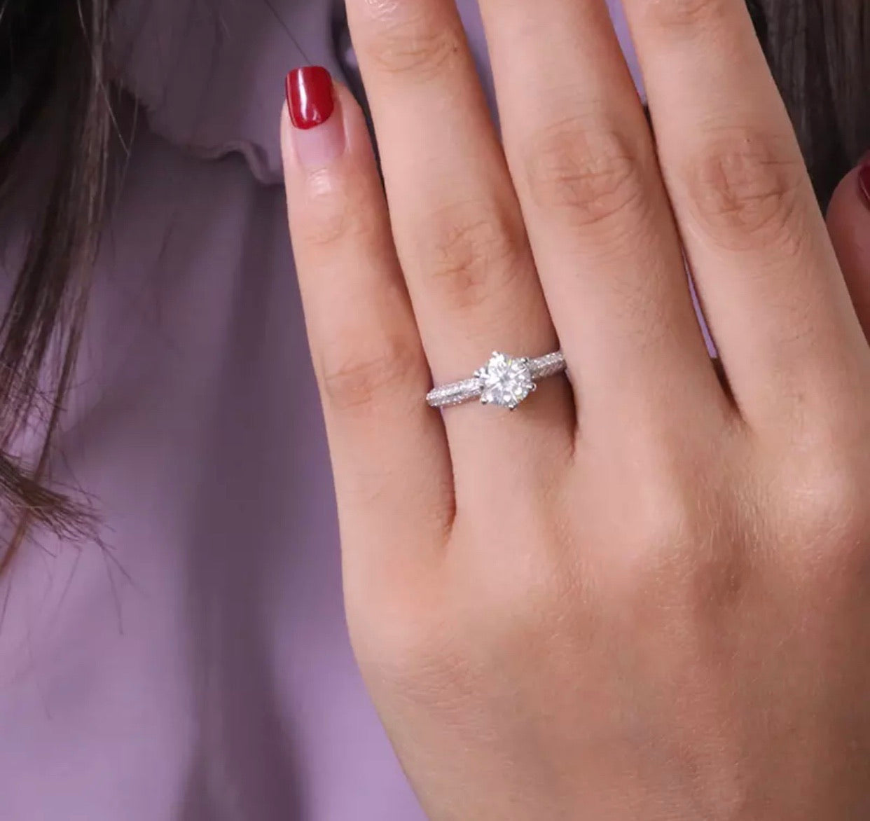 Fiore Moissanite Diamond Engagement Ring