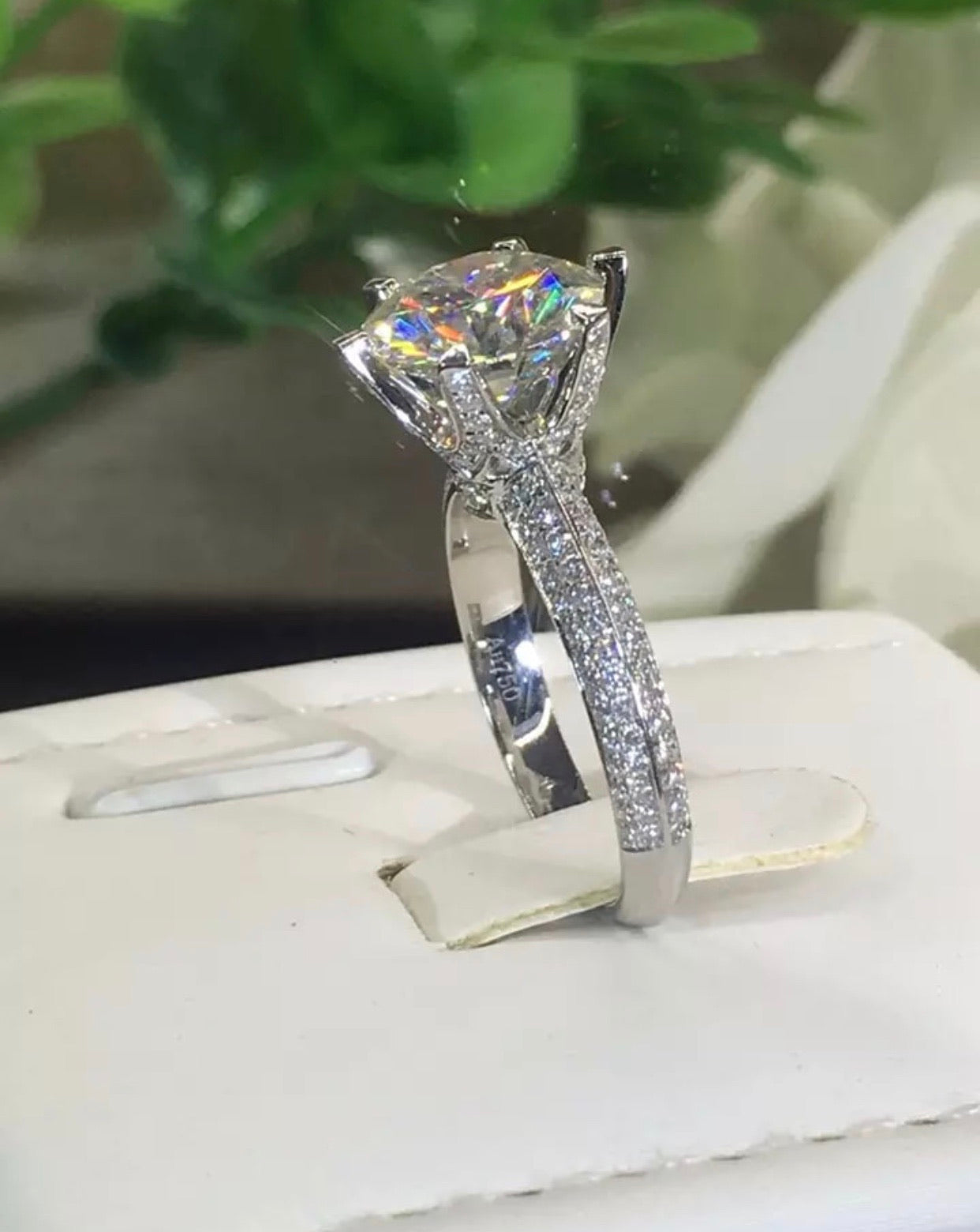 Fiore Moissanite Diamond Engagement Ring