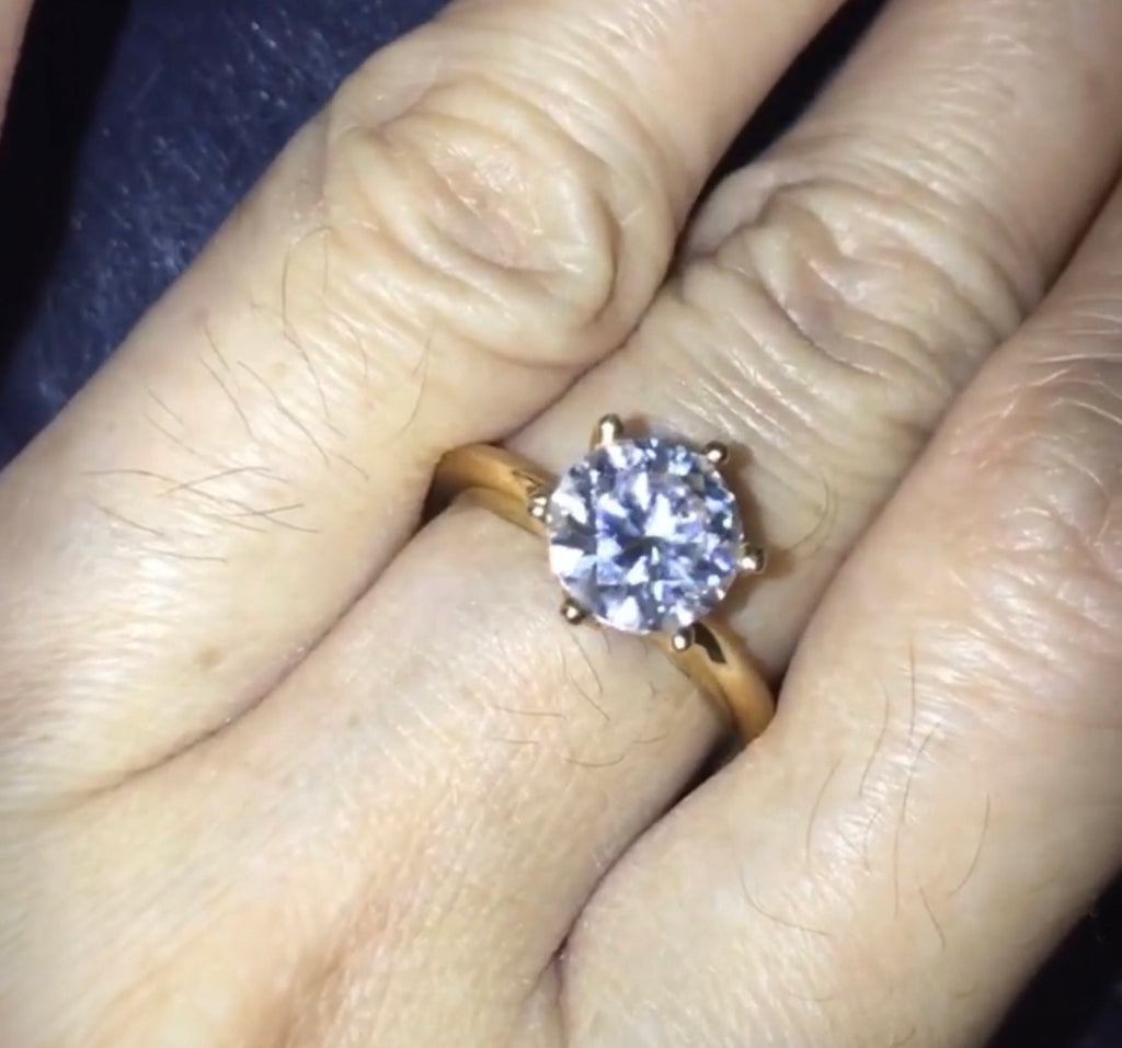 Fiona Moissanite Diamond Ring