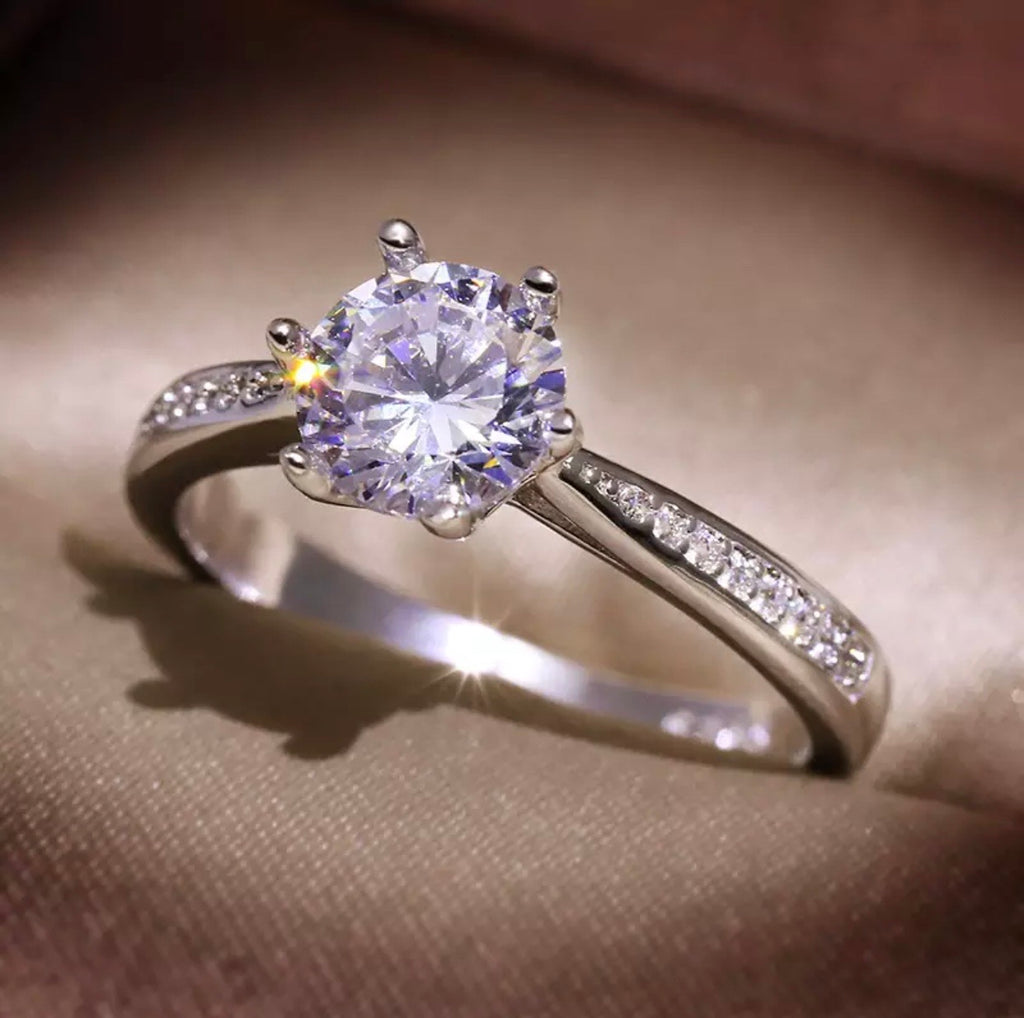"XINIA2"Engagement Ring