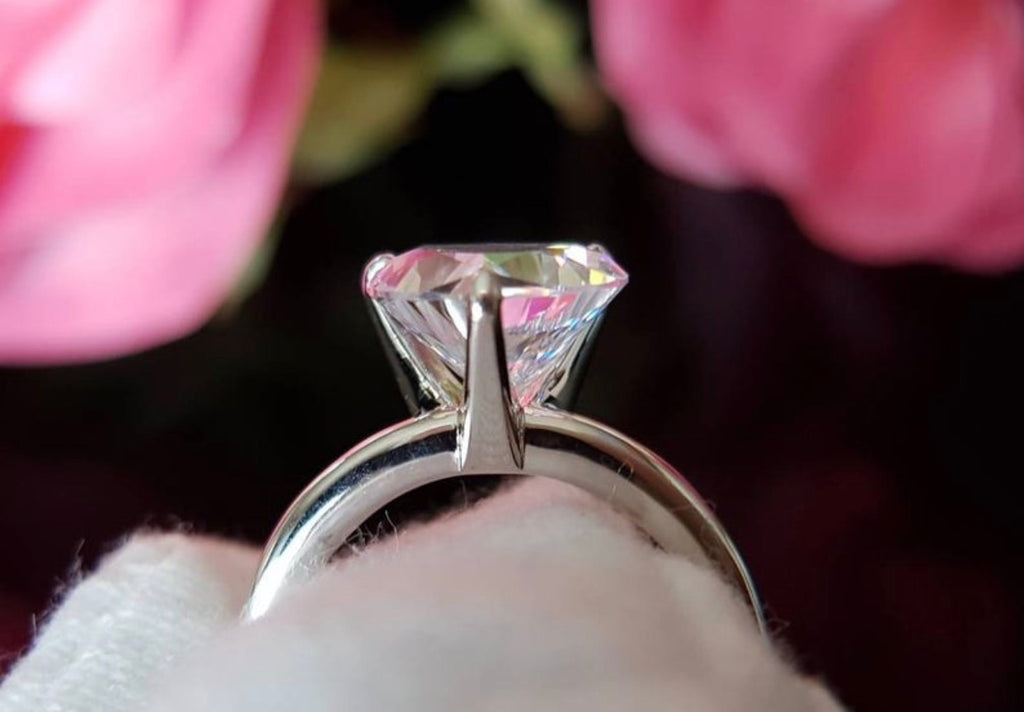 "Crystal Heart" Ring 6ct Moissanite Diamond