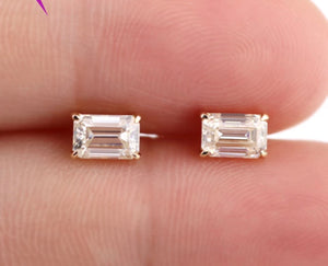 'Fiona" Emerald Moissanite Diamond Stud Earrings