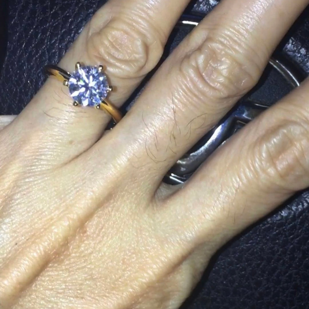 Fiona Moissanite Diamond Ring