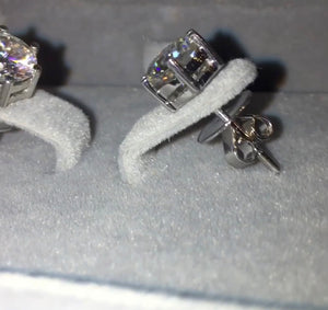 " Fiona " Earrings Moissanite Diamond