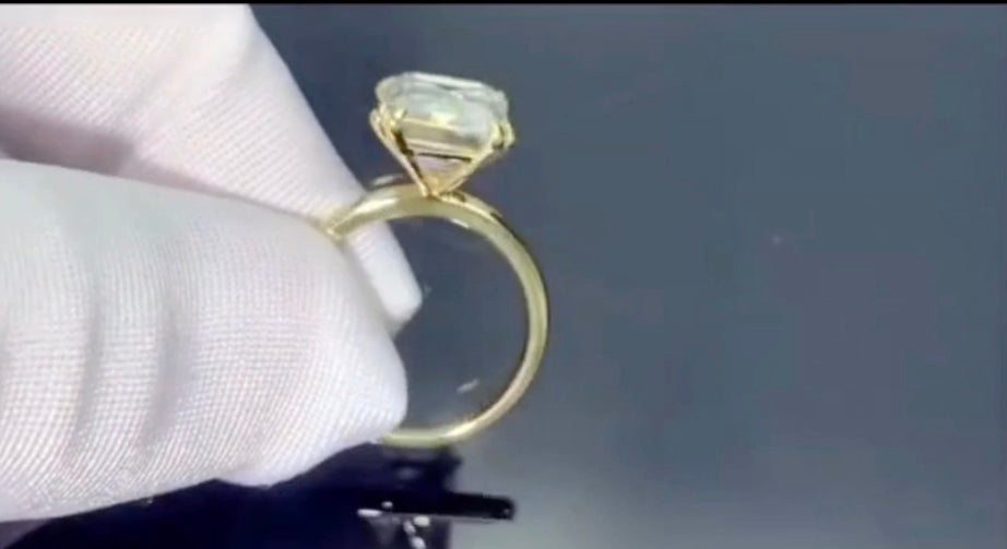 "Zahara" Oval/Emerald Cut Engagement Ring