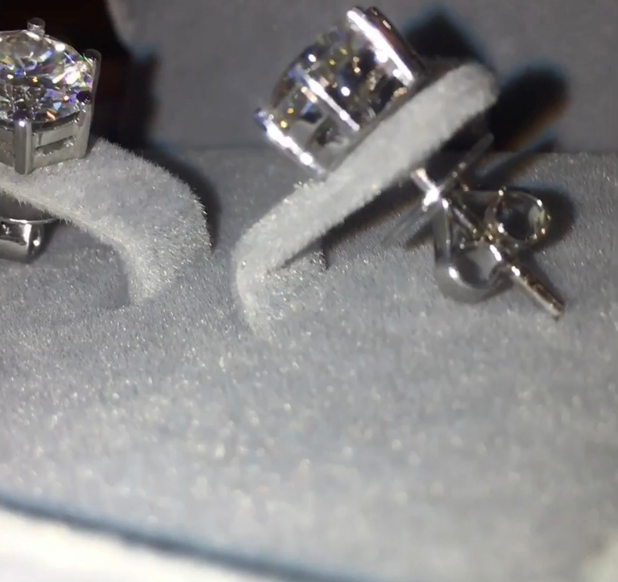 " Fiona " Earrings Moissanite Diamond